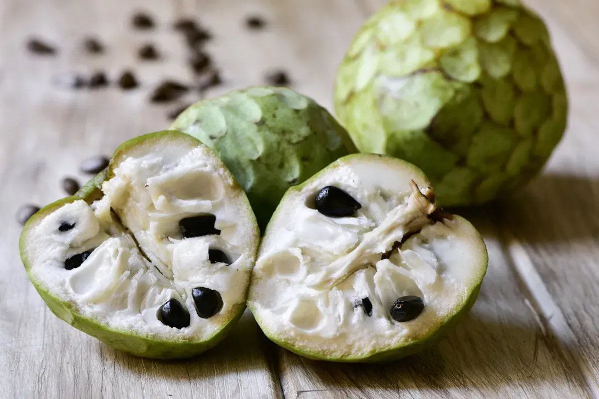 Fruta chirimoya no Chile