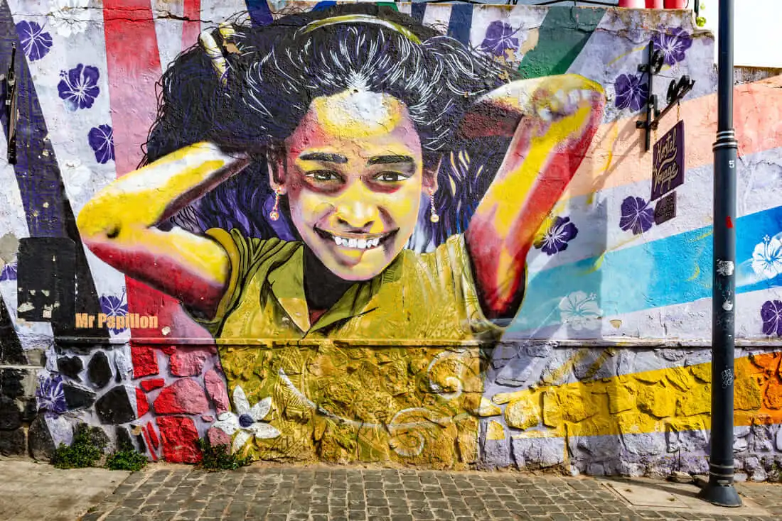 Street art in Cerro Alegre, Valparaíso, Chile