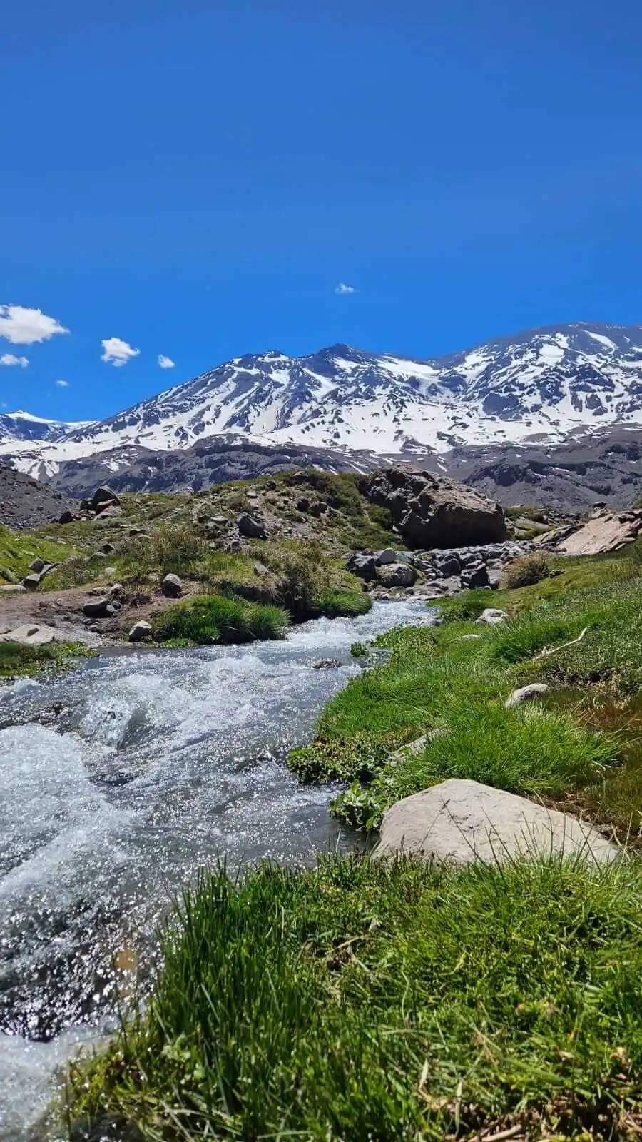 Cajón del Maipo hiking tour in the Andes Mountains, Chile