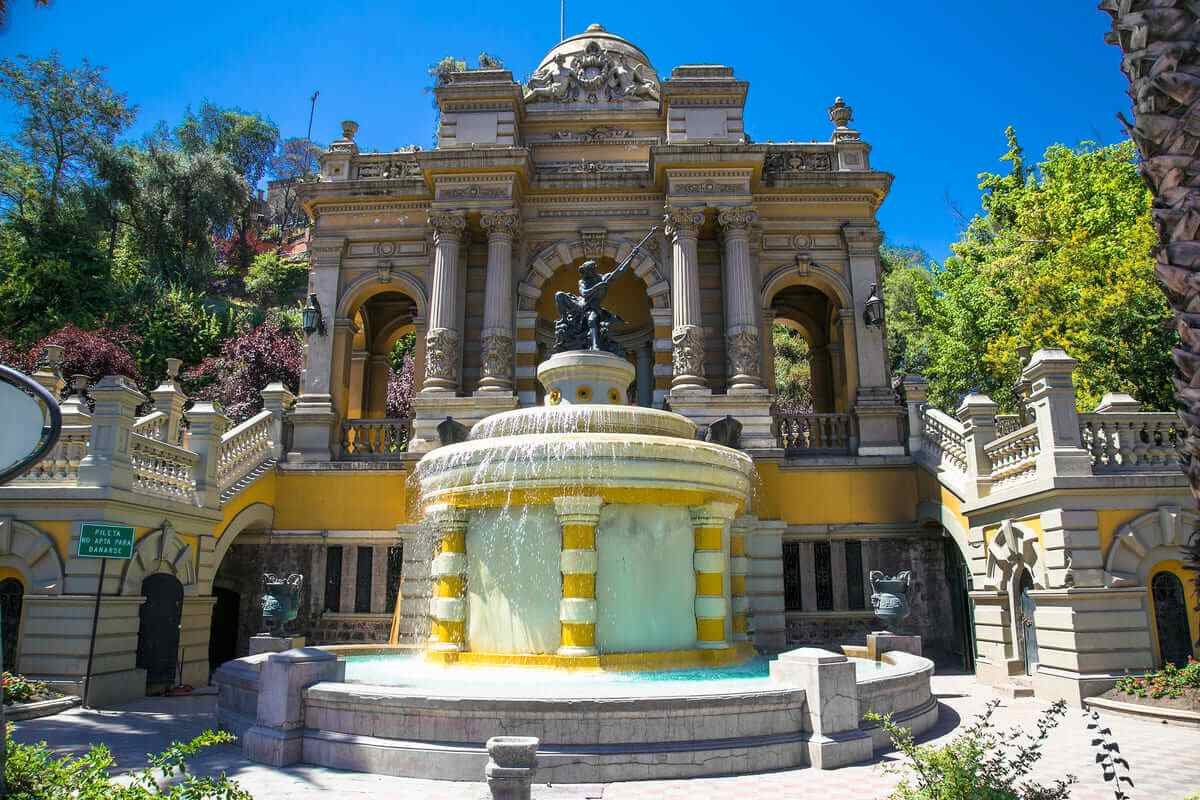 Neptune fountain and terraces of Santa Lucía Hill in Santiago